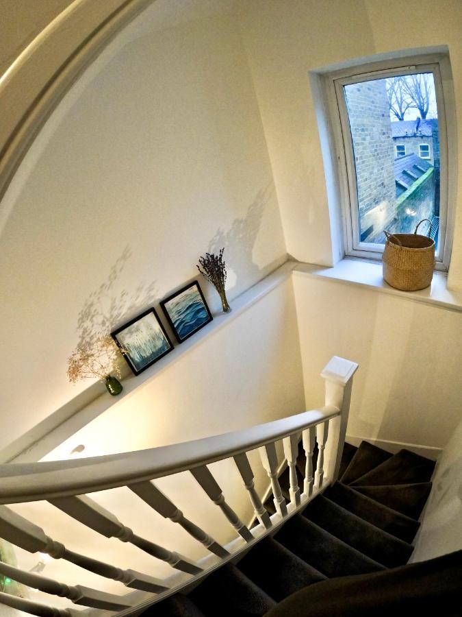 Lovely One Bedroom Flat In The Heart Of 런던 외부 사진